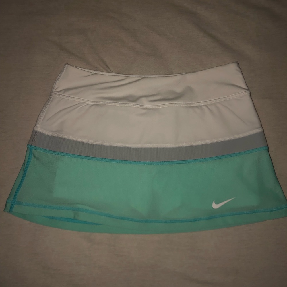 Nike tennis skirt